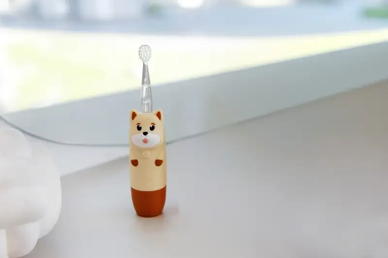 Soniczna szczoteczka dla dzieci GIOdog Brown / InnoGIO