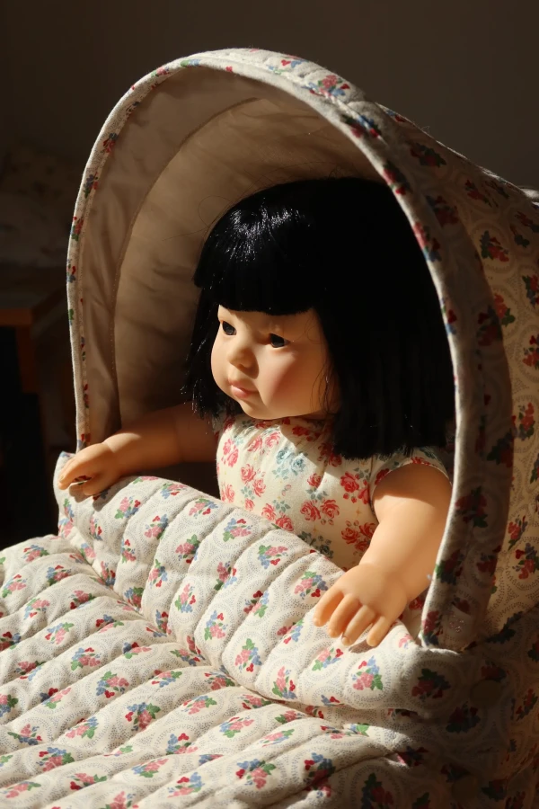 Lalka Suki - lumina rose / Konges slojd