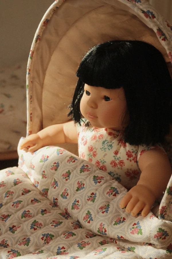 Lalka Suki - lumina rose / Konges slojd