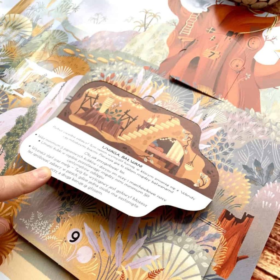 Czekając na Święta w krainie baśni. Kalendarz adwentowy / Api Papi