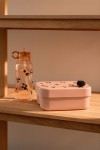 Lunchbox z przegródkami Kamil - berry, pale tuscany / Liewood