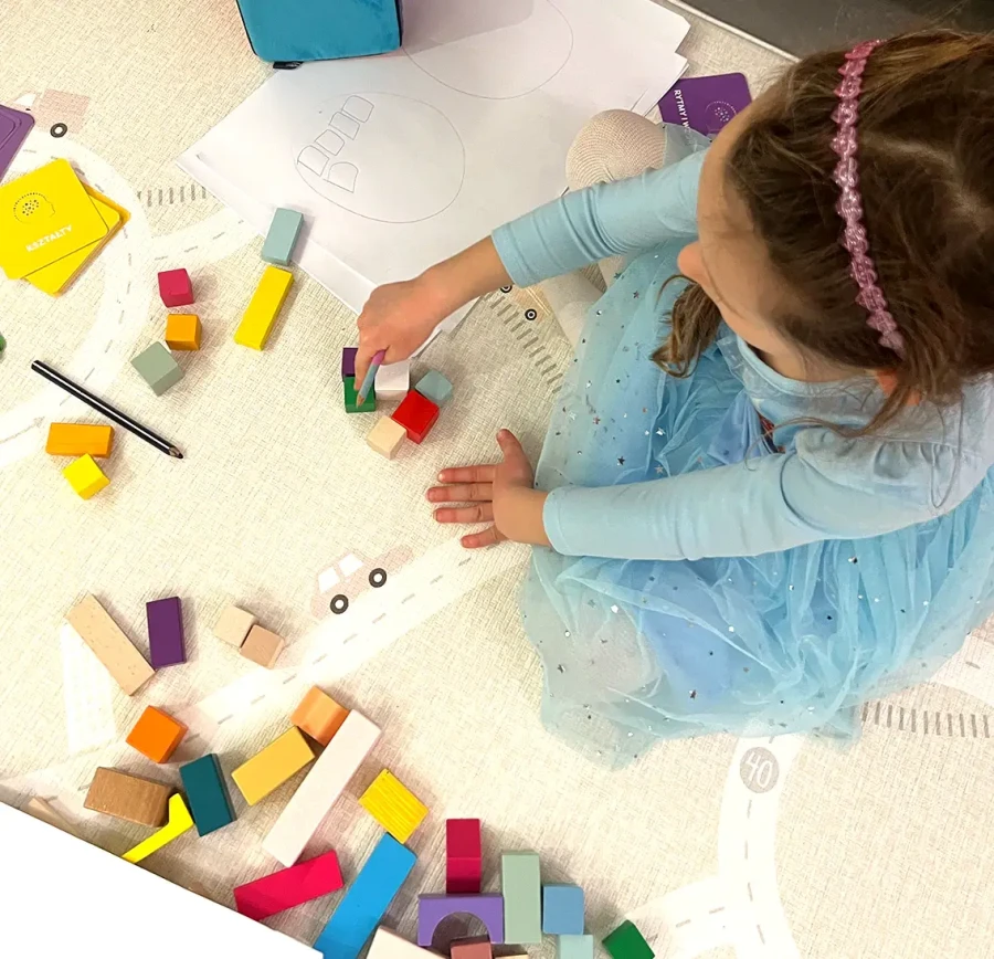 Karty do kostki aktywności - matematyka przez zabawę + mini e-book 3+ / rozwojowa mama