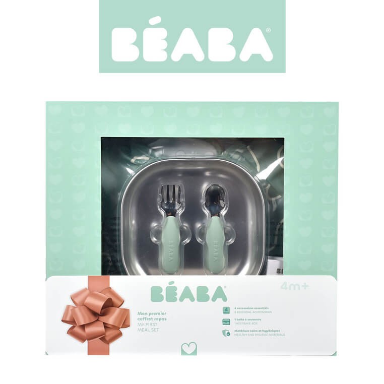 Zestaw prezentowy First Meals 3w1 (talerzyk + zestaw sztućców + śliniak) Sage green / Beaba