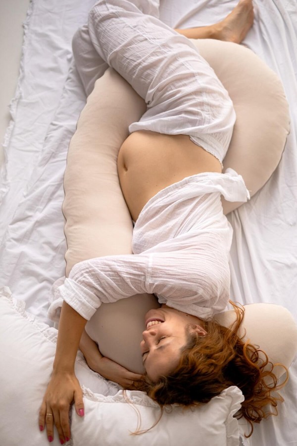 Poduszka ciążowa - latte / Puuki