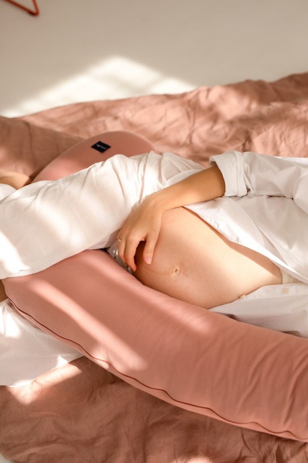 Poduszka ciążowa - herbaciana róża / Puuki