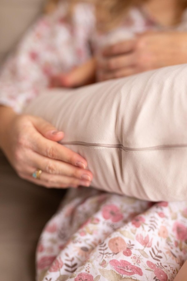 Poduszka do karmienia - latte / Puuki