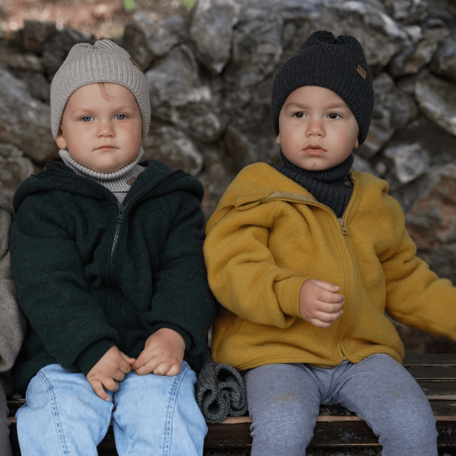 Czapka zimowa merino WINTER GRAPHITE / Patulove