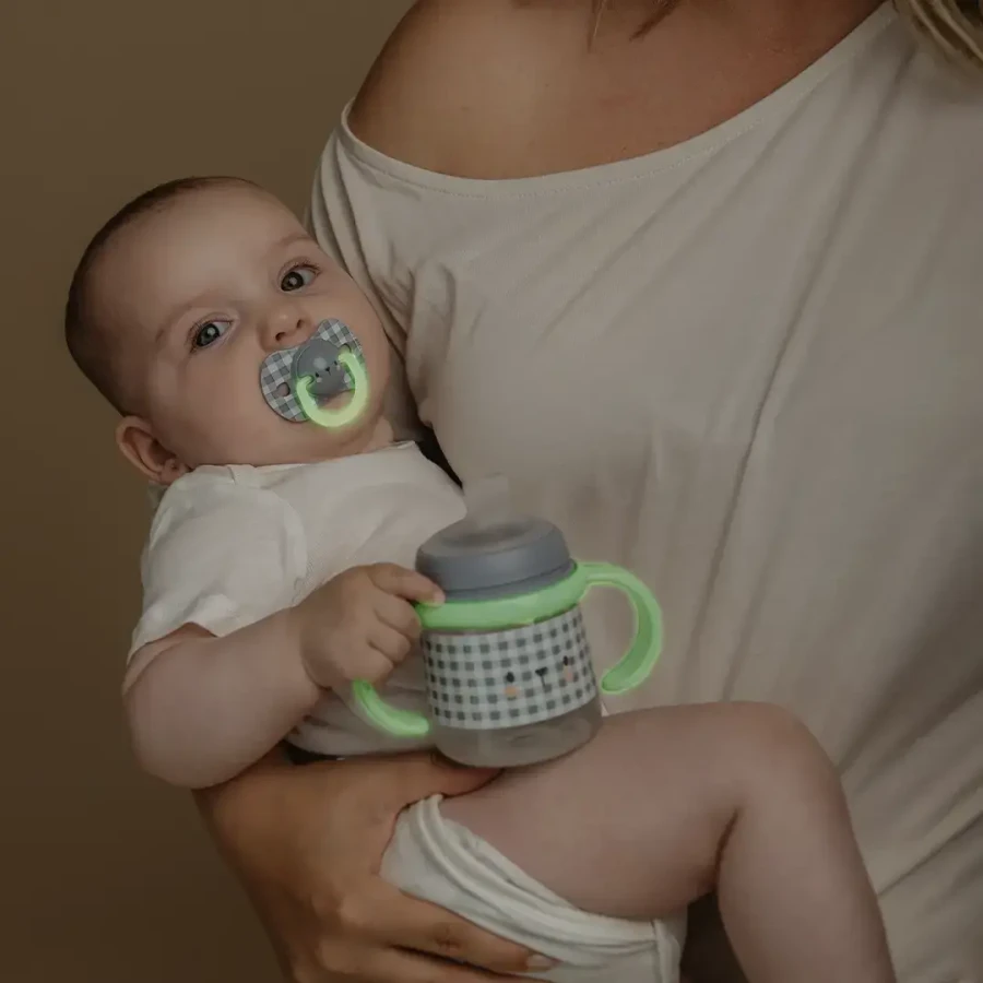 Smoczek fizjologiczny SX Pro świecący Wild & Free - różowy, 2szt. / Suavinex