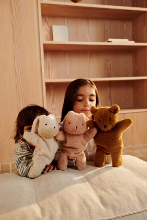 Pacynka na rękę miś Honor - golden caramel / Liewood