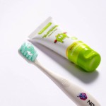 Naturalna pasta do zębów dla dzieci bez fluoru, 50g - bezsmakowa / Babyton