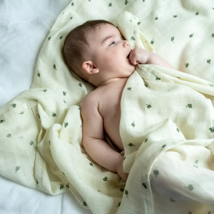 Otulacz muślinowy Jana - Specks of luck / That's Mine