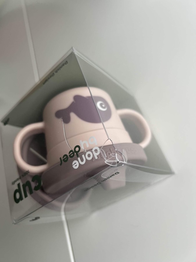 USZKODZONE OPAKOWANIE: Kubek z ustnikiem i nakładką Niewysypek Foodie - Powder / Done by Deer