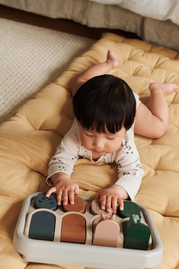 Zabawka pop-up Aviva - sandy multi mix / Liewood