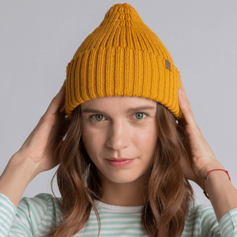 Czapka w prążek 100% wełny merino Ryś - żółty / Kopyto