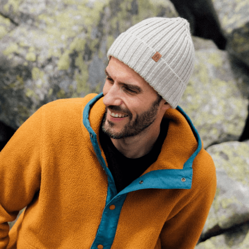 Czapka w prążek 100% wełny merino Ryś - jasny beżowy / Kopyto