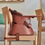 Przenośne krzesełko do karmienia - Mahogany Red / Hannie 