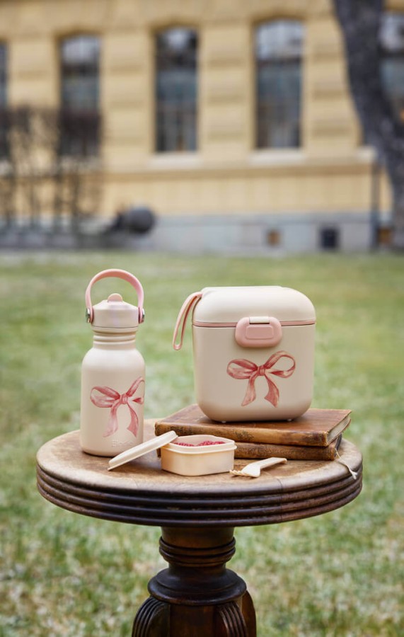 II GATUNEK: Butelka na wodę - Rosy Bow / Elodie Details