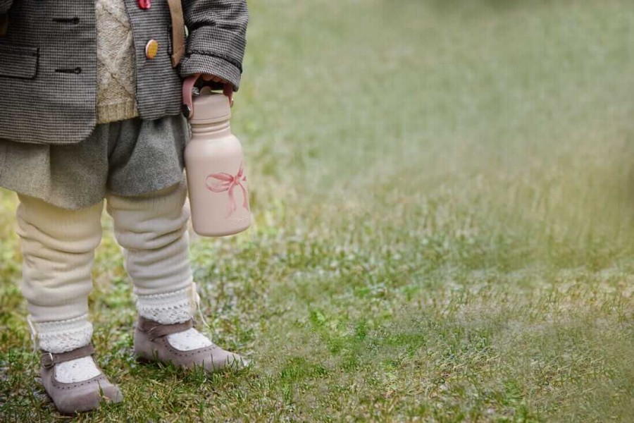 II GATUNEK: Butelka na wodę - Rosy Bow / Elodie Details