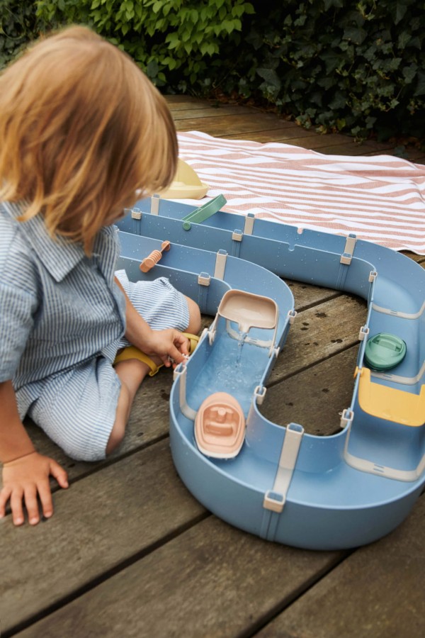 Tor wodny z łódkami Cassian - beach blue, multi mix / Liewood