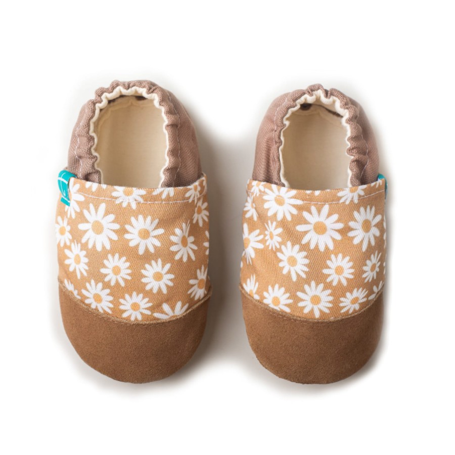 Kapcie do domu, żłobka, przedszkola - BEIGE DAISY / TITOT