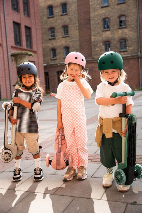 Highwaykick 3S Hulajnoga z systemem sterowania 2w1 i kółkami LED składana 3+ Rose / Scootandride