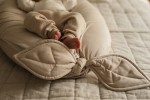 Poduszka ciążowa uniwersalna NEST - latte / Puuki