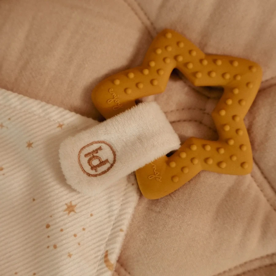 Przytulaczek z zawieszką do smoczka Newborn Naturals / Little Dutch