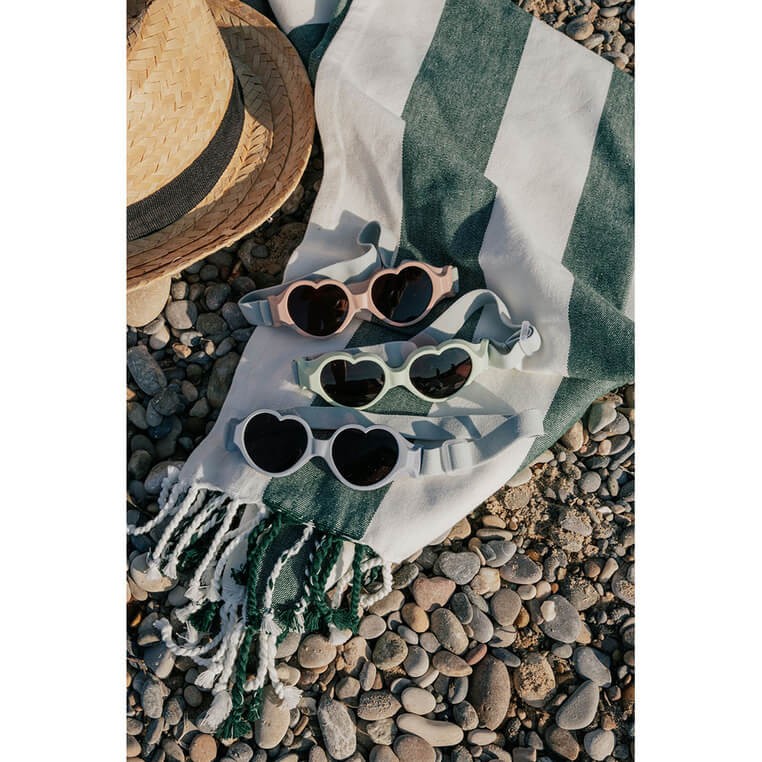 Okulary przeciwsłoneczne dla dzieci z elastyczną opaską 0-9 miesięcy Baby heart - Cotton candy / Beaba