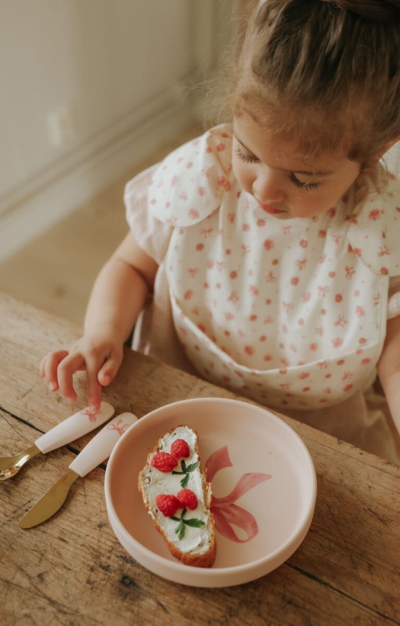 Śliniaczek - petit river rose / Elodie Details