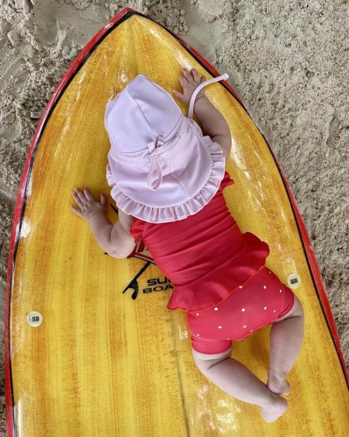 Kapelusz kąpielowy czapka UV z wiązaniem pod szyją English Rose / Vanilla Copenhagen