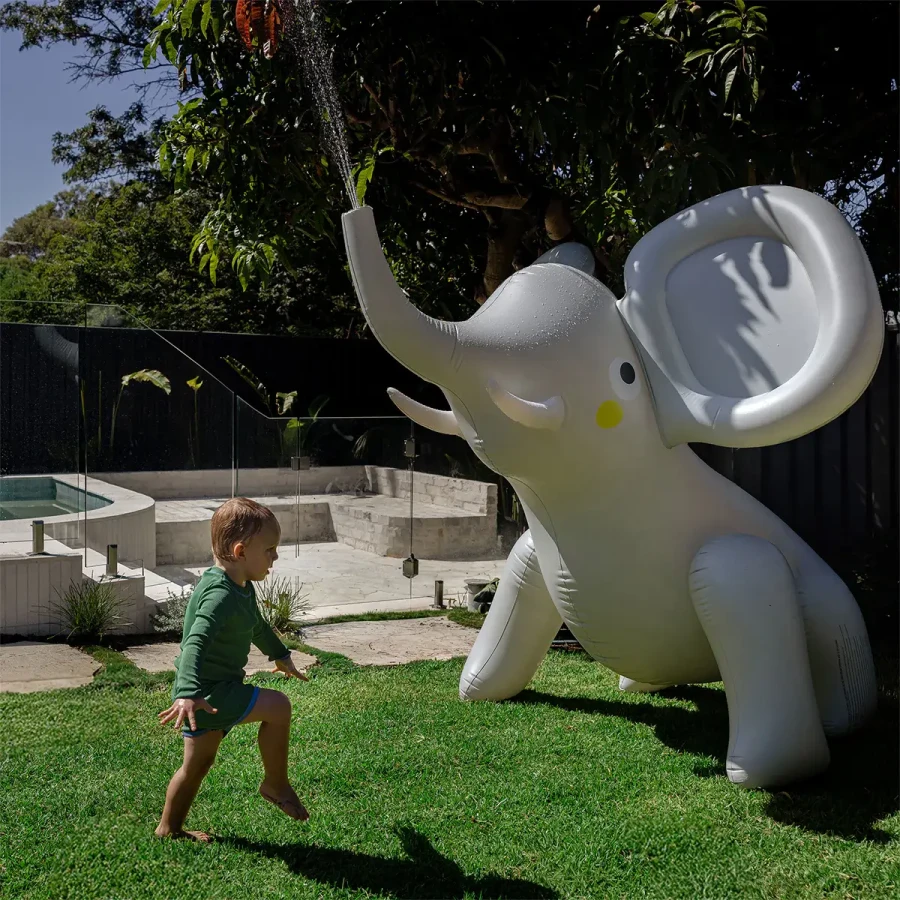 Dmuchany zraszacz gigant - Eli the Elephant / Sunny Life