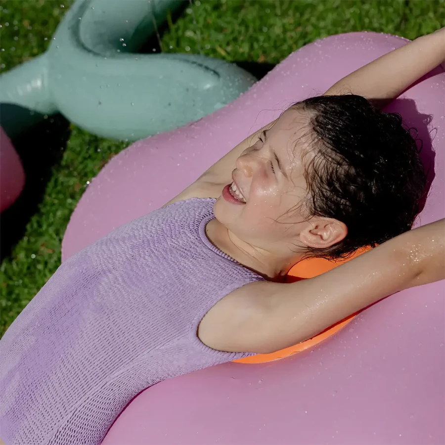 Dmuchany zraszacz - Poppy the Peach / Sunny Life