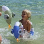 Dmuchane makarony do pływania - Into the Wild, 2szt. / Sunny Life