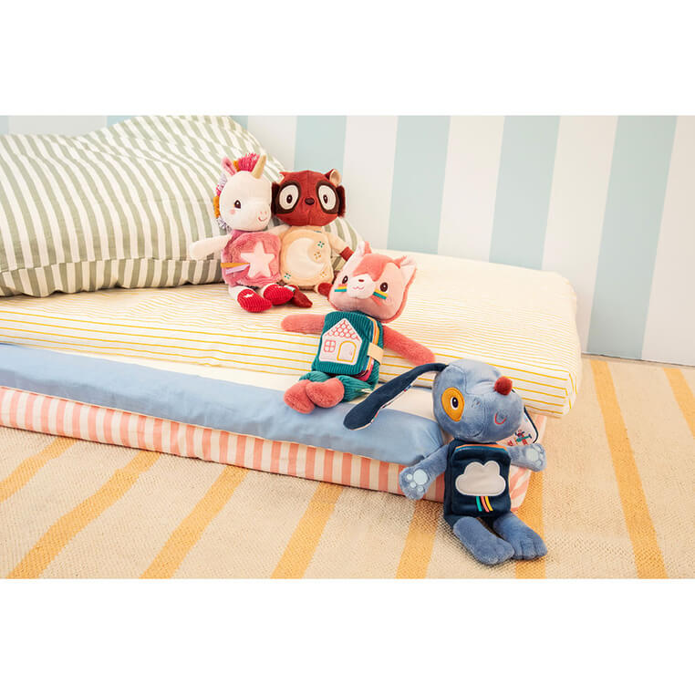 Przytulanka z książeczką Lemur Elvis 6m+ / Lilliputiens