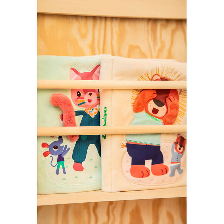 Książeczka sensoryczna aktywizująca "A kuku" Lew Jack 9m+ / Lilliputiens