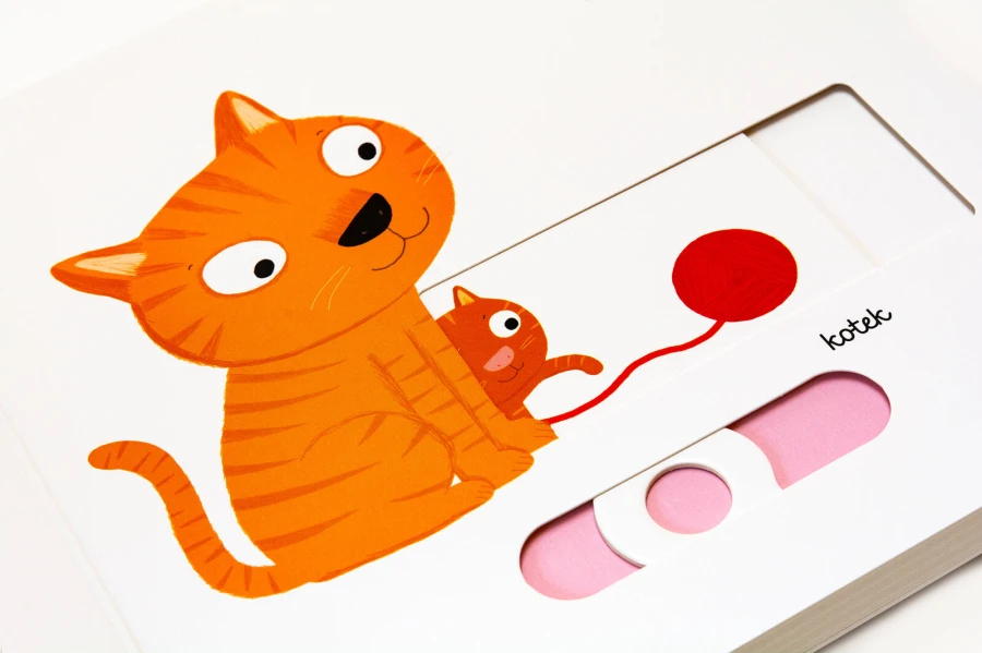 Młode zwierzęta. Akademia Mądrego Dziecka. Pierwsze słowa / HarperCollins