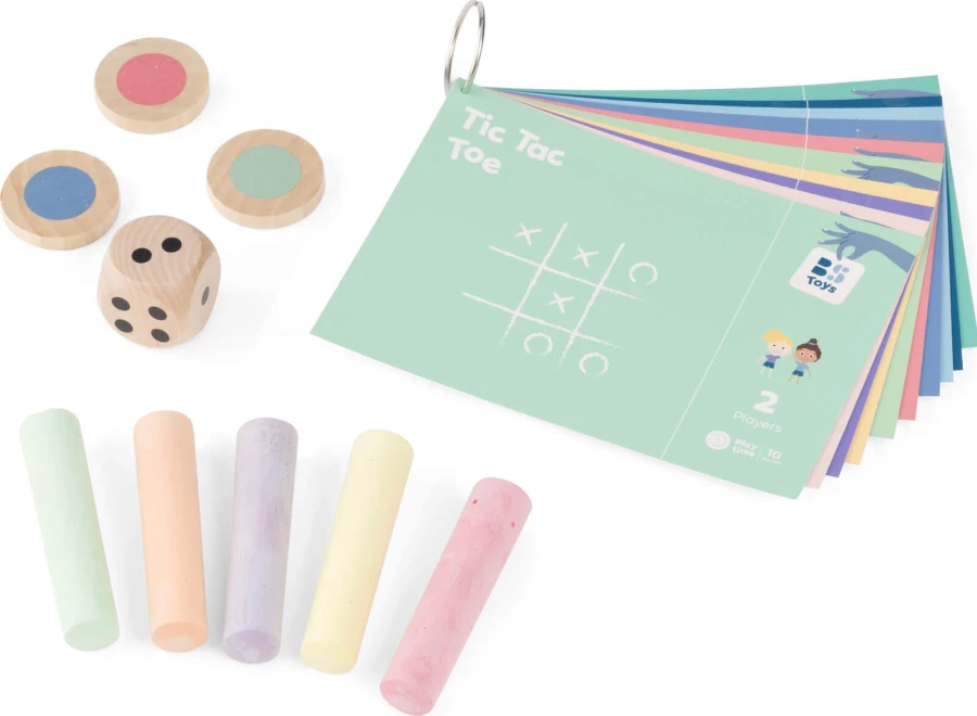 Zestaw gier outdoor, kreda, karty zabaw i akcesoria / BS Toys