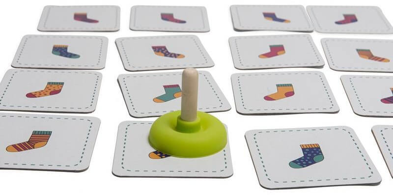 Gra zręcznościowa i edukacyjna Dopasuj Skarpetę 4+ / BS Toys