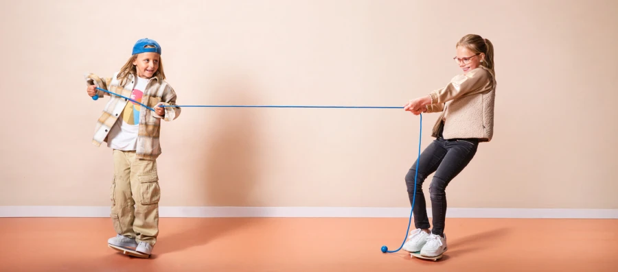 Przeciąganie liny na równoważni / BS Toys