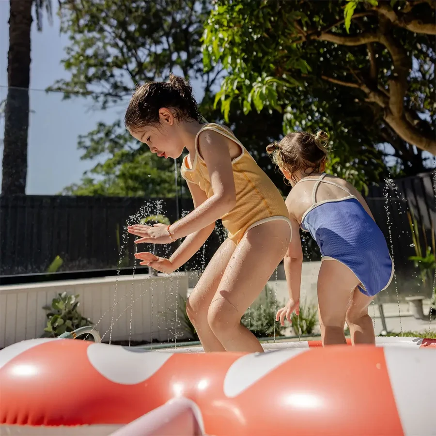 Mata zraszająca dla dzieci - Poppy the Peach / Sunny Life