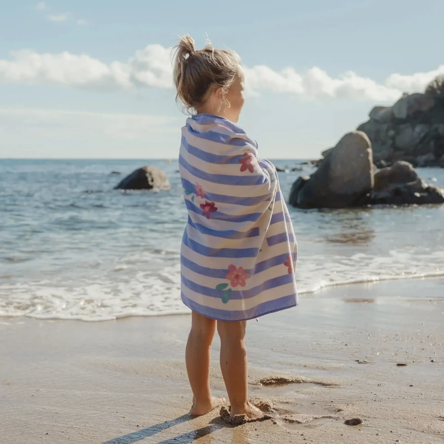 Ręcznik plażowy Dreamy Purple Stripe 60x120 cm / Little Dutch