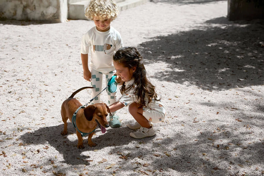 Kombinezon do pływania z krótkim rękawem UV60 Beach Dog - Orange, dark sea / Lassig