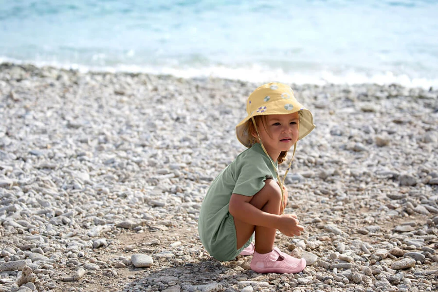 Kombinezon do pływania z krótkim rękawem UV60 Splash & Fun - Green / Lassig