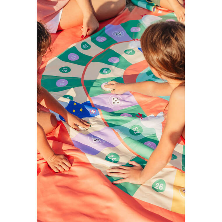 Dwustronny ręcznik plażowy PlayTowels - Game of the goose / QUUT