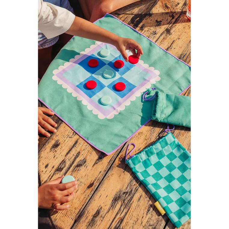 Podróżny, wodoodporny zestaw gier 2w1 Chińczyk oraz Kółko i Krzyżyk / QUUT