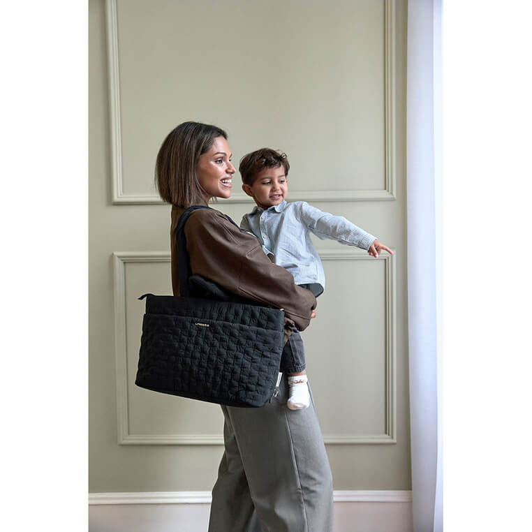 Torba dla mamy z akcesoriami Livia - black / Lassig