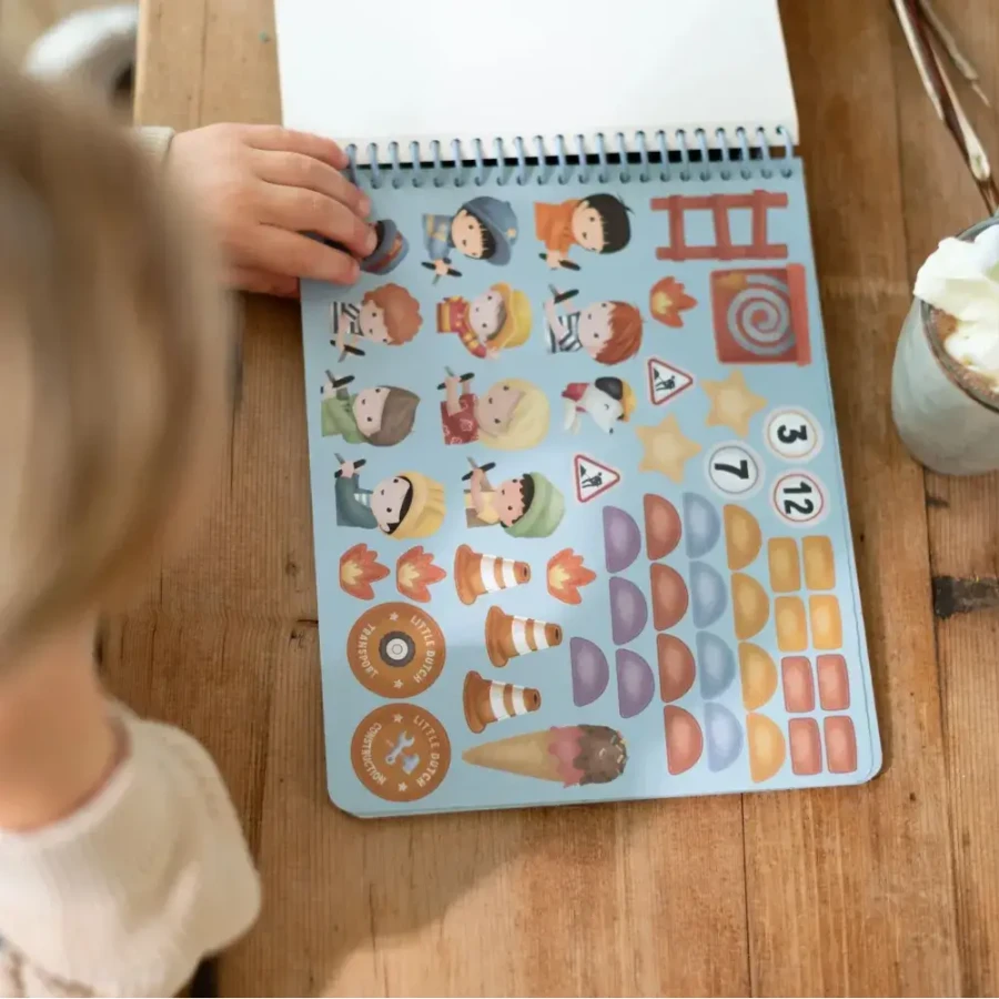 Kreatywny zeszyt z nożyczkami Jim & Friends / Little Dutch