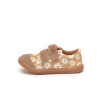 Trampki na plac zabaw, do żłobka, przedszkola - BEIGE DAISY / TITOT