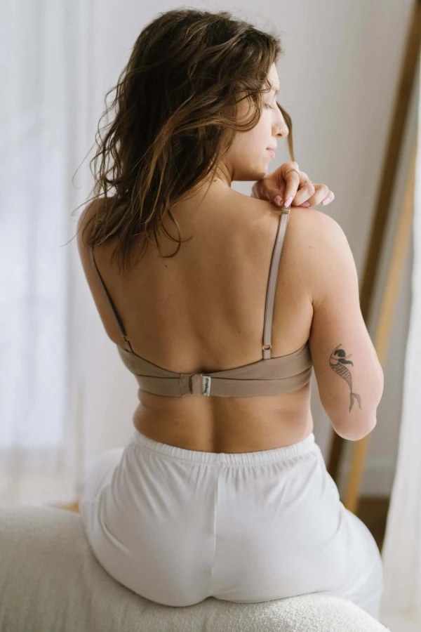 Nieprzemakalny biustonosz do karmienia piersią Bralette mokka / dropless.