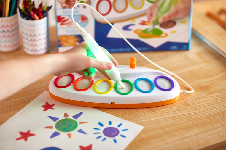 Magiczny pędzelek do malowania światłem Color Wonder Mess Free 3+ / Crayola